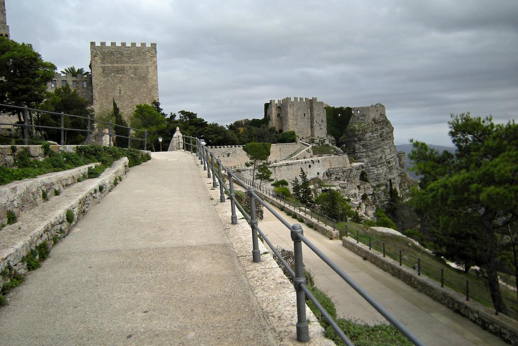 Villa Delle Palme Delfina Trapani Exterior foto