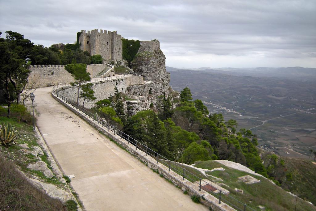 Villa Delle Palme Delfina Trapani Exterior foto